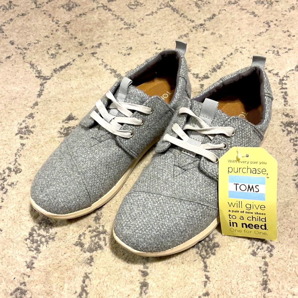 Toms Del Rey tennis shoes